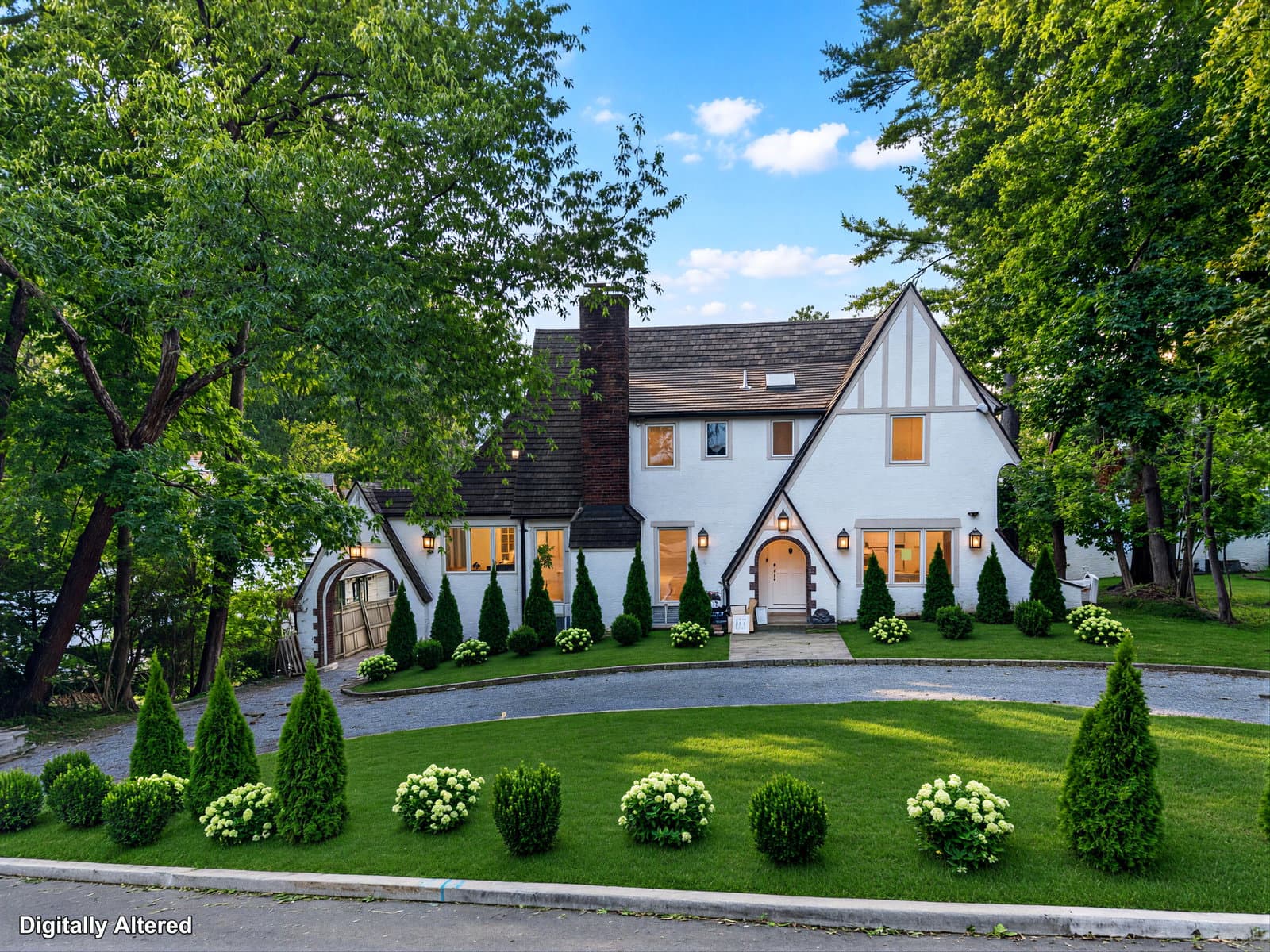 93 Myrtle Drive in Great Neck Estates, NY