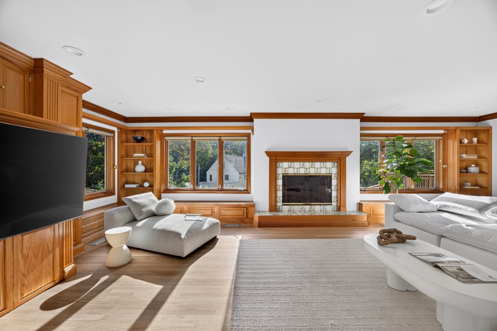 Real estate photography by SquareFoot Media