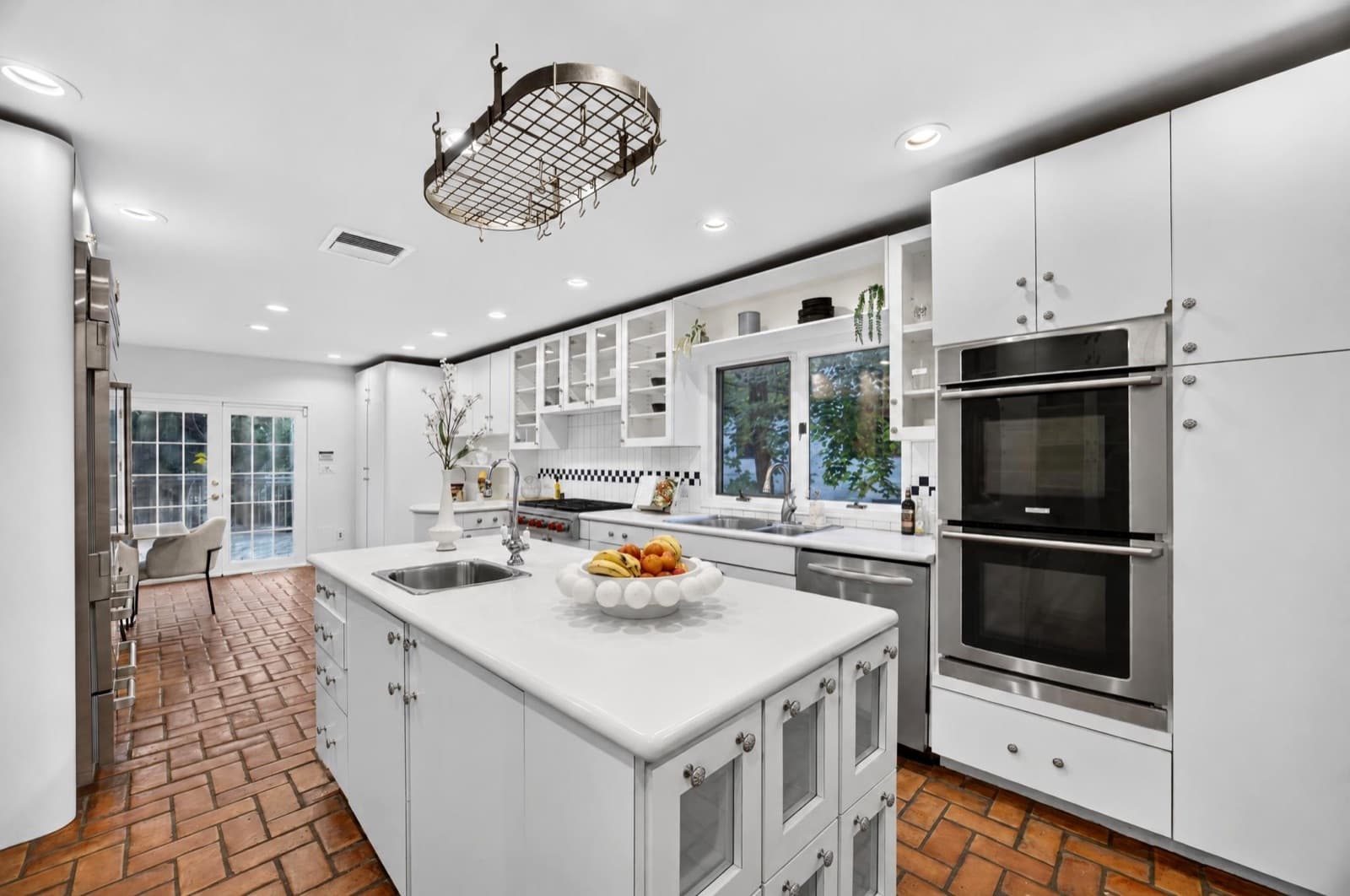 Real estate photography by SquareFoot Media